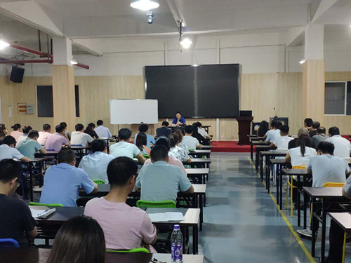 betway西汉姆联集团总裁柯建东带队视察安徽betway西汉姆联——加快安徽公司产能提升、精益管理等重点工作建